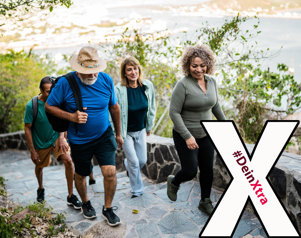© COPETEC #DeinXtra | Bild zeigt Menschen bei einer Wanderung. © COPETEC